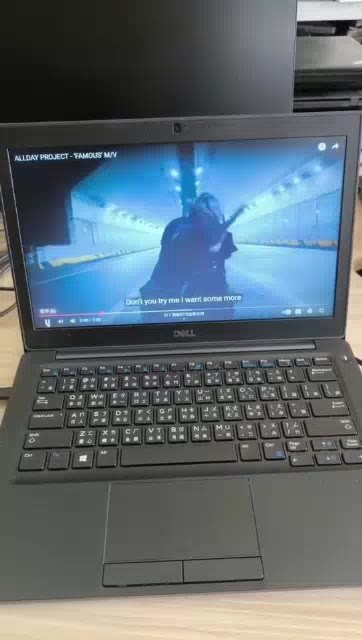 FHD 防眩光與辦公娛樂平衡