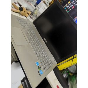 開模擬器玩 LOL 的新手教學：Acer i5 14 吋與 Win10 的最佳化流程
