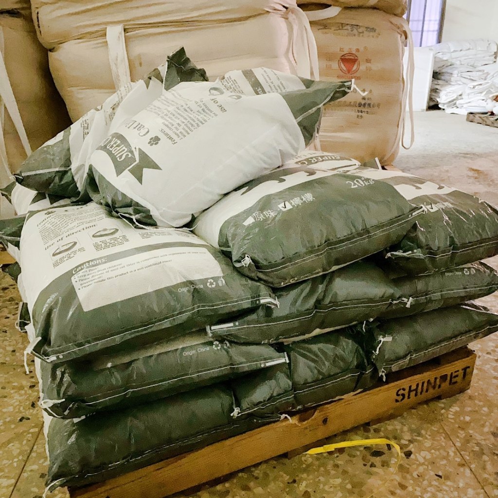 遙控器與玩具使用情境示意