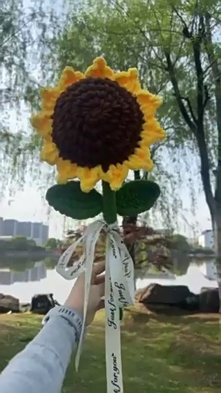 巨型花朵編織花束視覺效果示意