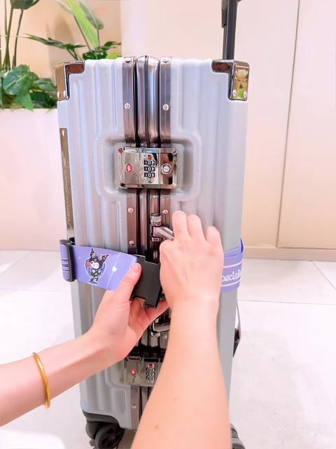 一字固定行李箱綁帶綁法
