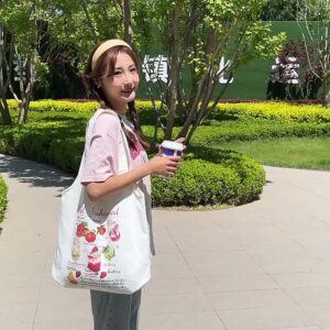 客製化帆布包怎麼挑：從圖案呈現到日常收納的實用指南