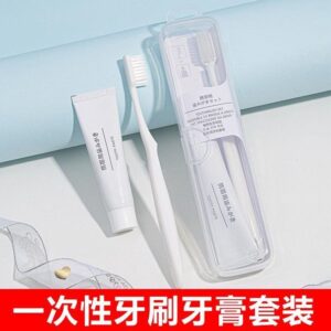 旅行盥洗的「乾燥順序」怎麼做？軟毛牙刷＋帶盒套裝的正確使用流程